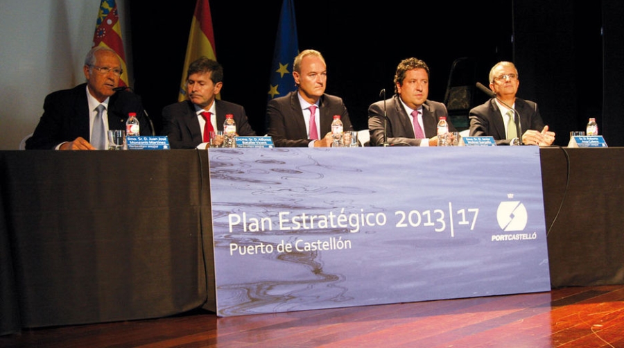 La intermodalidad y la diversificaci&oacute;n, claves del futuro de PortCastell&oacute;