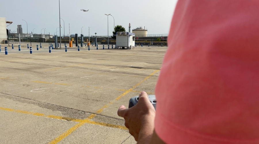 Un grupo de profesionales de diferentes departamentos del Port obtendrá la titulación de Piloto de Dron para poder ofrecer servicios específicos dentro de sus competencias.