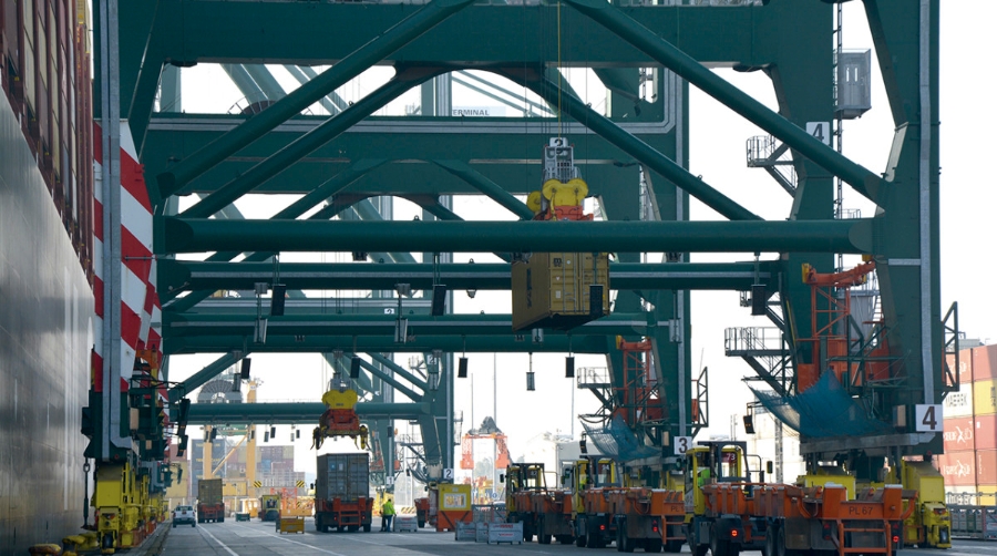 Los fletes entre Asia y Valenciaport moderaron su crecimiento en febrero