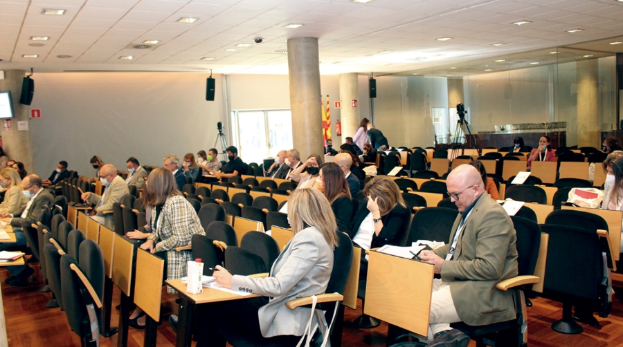 Retos de futuro: Explicar en las aulas qu&eacute; es y c&oacute;mo funciona la log&iacute;stica y retener el talento