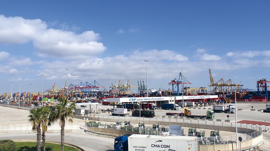 El primer semestre ha ratificado al contenedor como la especialidad de la marca Valenciaport. Foto J.C.P.