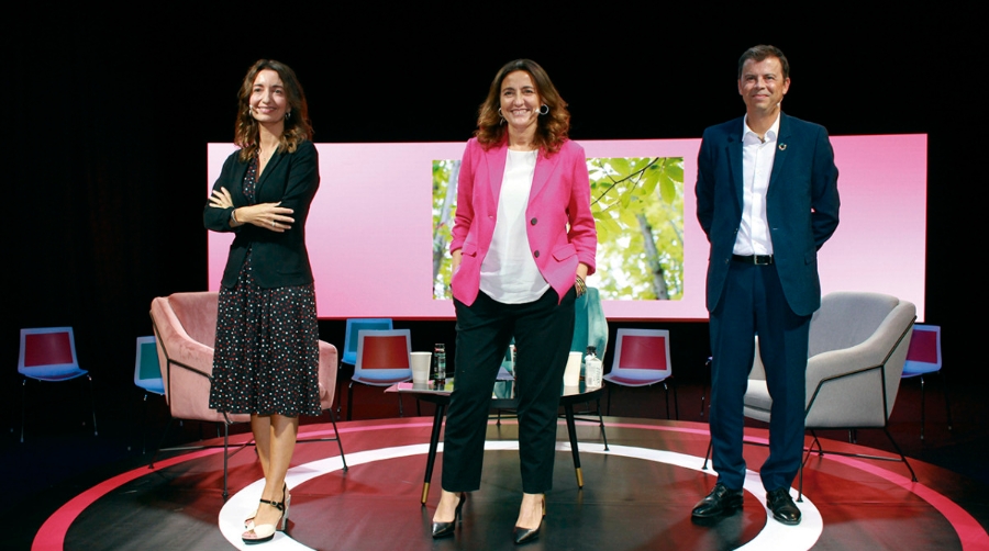 Desde la izquierda: Marta Subir&agrave; i Roca, secretaria general de Medio Ambiente y Sostenibilidad de la Generalitat de Catalunya; Merc&egrave; Conesa, presidenta de la Autoridad Portuaria de Barcelona (APB); Francesc Mauri, presentador de informaci&oacute;n meteorol&oacute;gica en la Corporaci&oacute; Catalana de Mitjans Audiovisuals (CCMA).