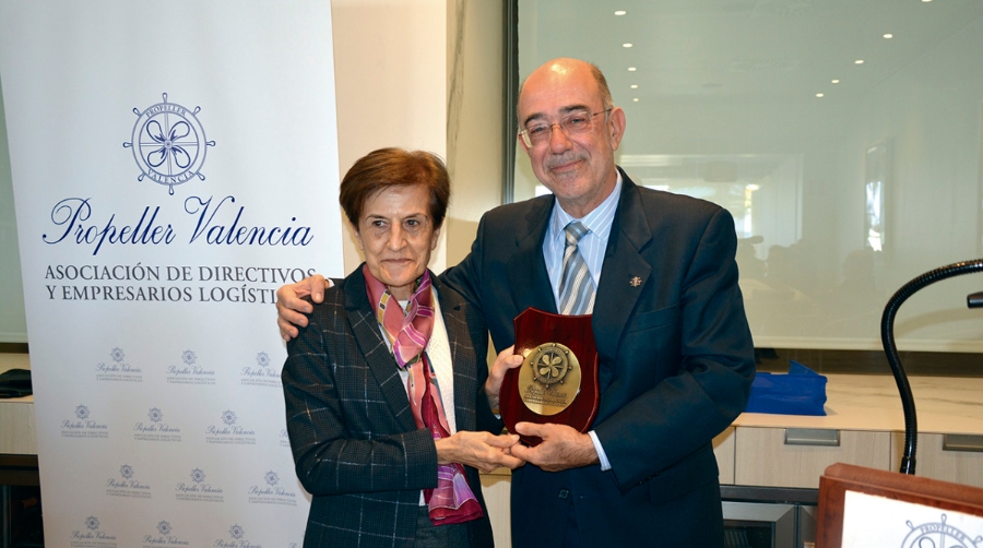 Adela Cortina, directora acad&eacute;mica de la Fundaci&oacute;n &Eacute;tnor, y Pedro Coca, presidente de Propeller Valencia.