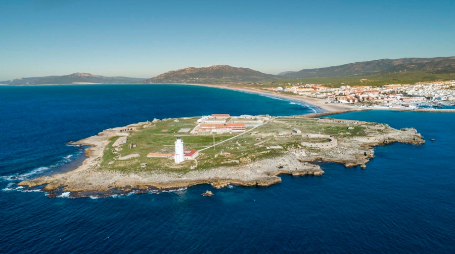 Punta Paloma recupera la esencia de su faro