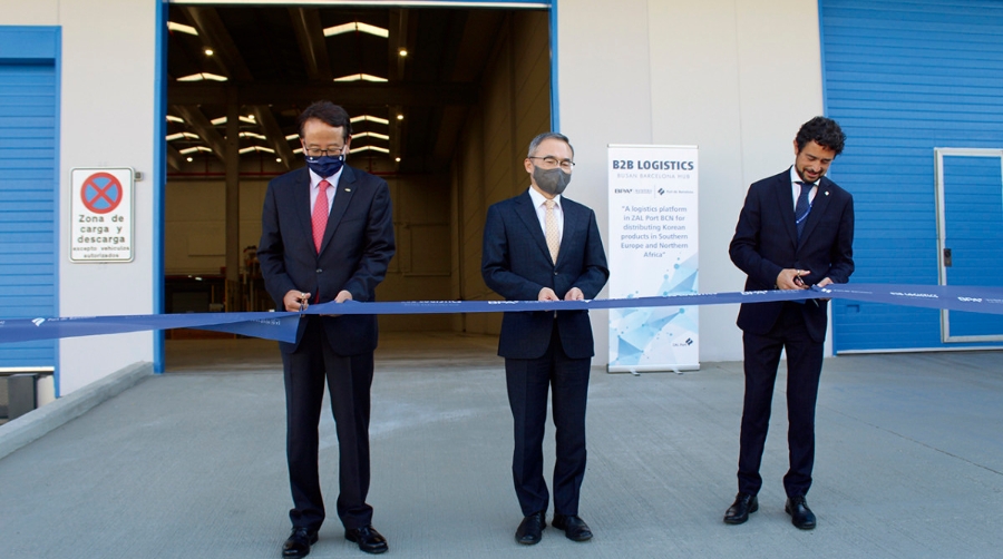 Automoci&oacute;n, qu&iacute;mica y fotovoltaica, primeros sectores interesados en el hub de Corea