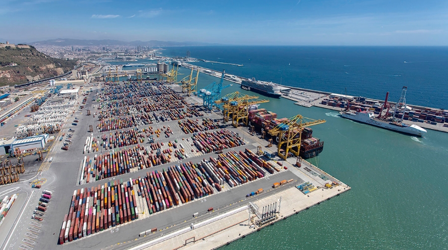 Barcelona ralentiza el retroceso en el tr&aacute;fico de contenedores de la mano de las exportaciones