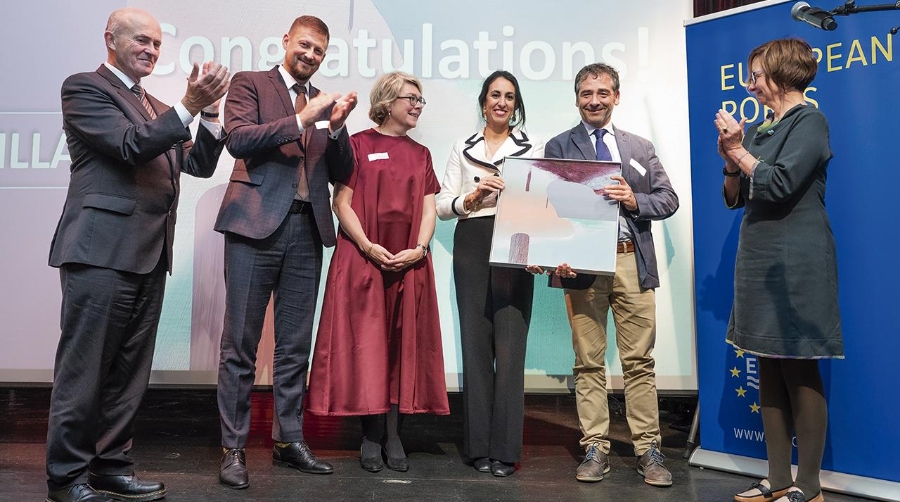 Un momento de la ceremonia de entrega.