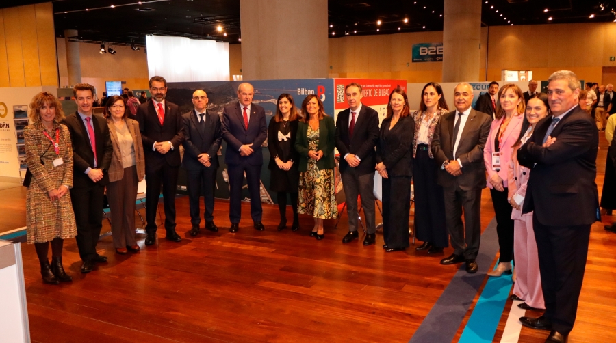 El stand conjunto de la Autoridad Portuaria de Bilbao y UniportBilbao es uno de los centros de WMW. Foto J.P.