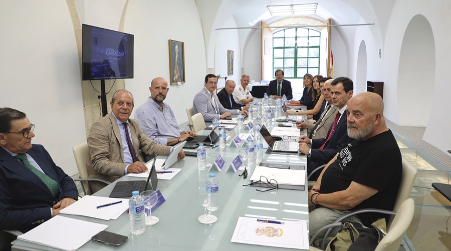 Un momento del Consejo de Administración de la Autoridad Portuaria de Cartagena celebrado hoy.