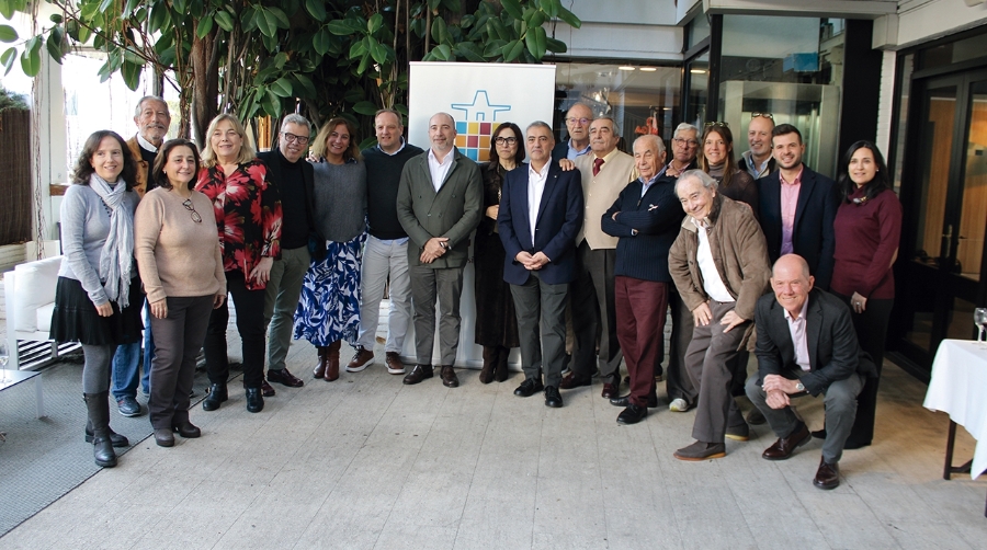 Una veintena de socios participaron en la comida de Navidad del CTM. Foto M.V.