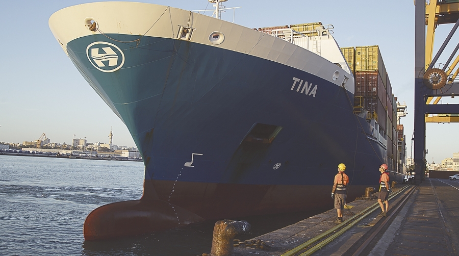 El tráfico del Puerto de Cádiz roza los 3 millones de toneladas hasta junio