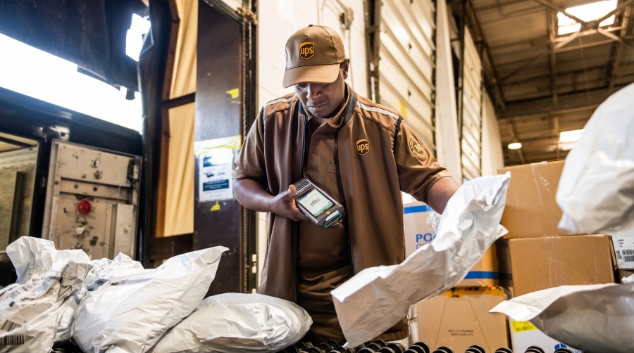 UPS invierte más de 2.000 millones de dólares para mejorar sus servicios
