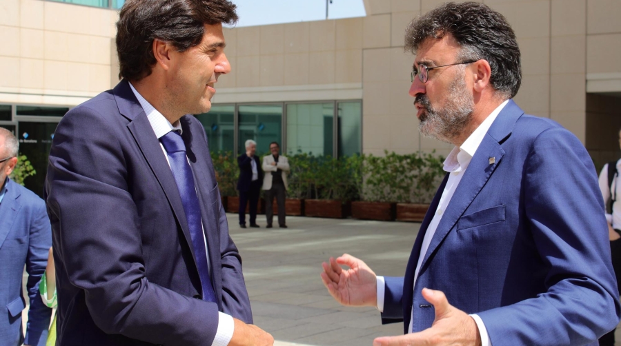 Orange será el operador encargado de liderar la red privada 5G SA en el Puerto de Barcelona
