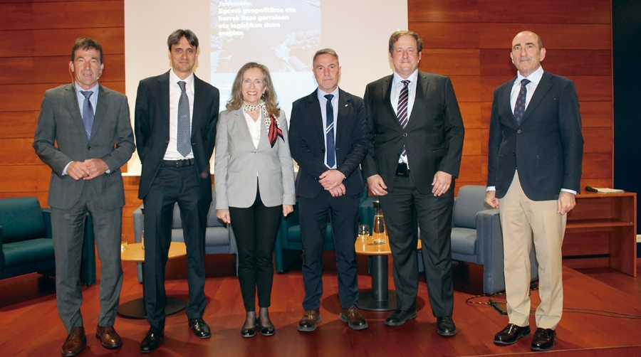 La jornada reunió a agentes institucionales y empresariales del transporte y la logística marítima.