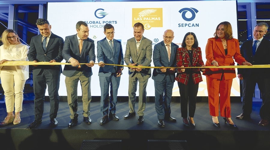 Un momento de la inauguración de la nueva terminal de cruceros del Puerto de Las Palmas.