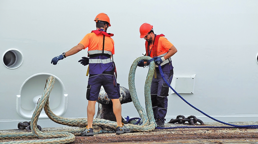Las empresas del sector del amarre apuestan por afianzar las medidas de seguridad en el ámbito portuario.