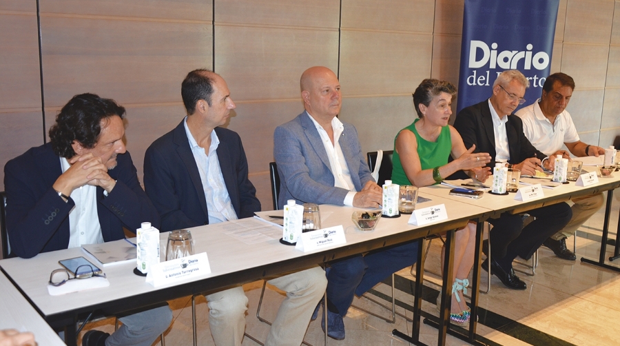 Los expertos debatieron sobre la importancia de atraer talento en el sector logístico y de las dificultades cada vez más frecuentes para encontrar ciertos perfiles profesionales. Foto J. C. P.