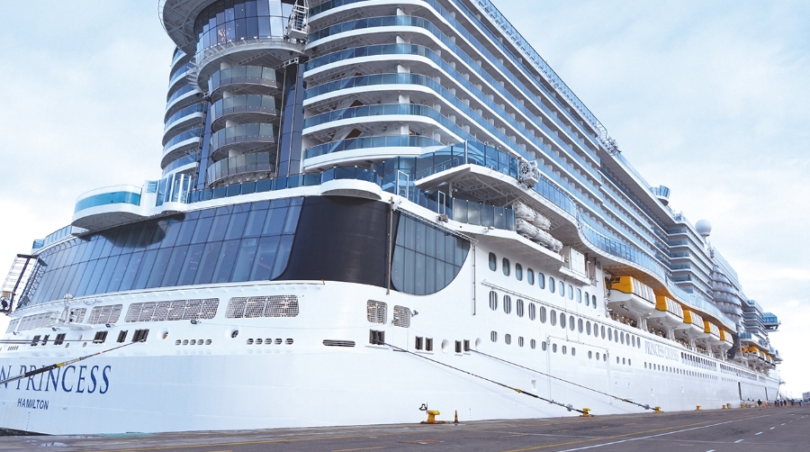 El crucero “Sun Princess” escala por primera vez en Valencia