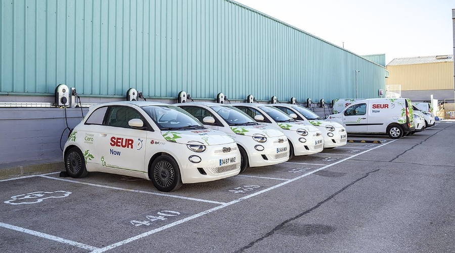 El hub, ubicado en Prologis Park Coslada, cuenta con un total de 20 cargadores para furgonetas y turismos, con posibilidad de ampliación.