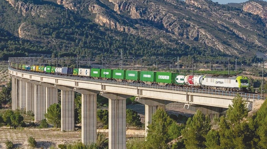 Multirail suma una nueva frecuencia entre Barcelona, Sevilla y Mérida