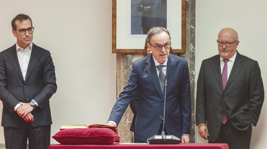 Juan José Ganuza toma posesión del cargo de presidente de la CNMC