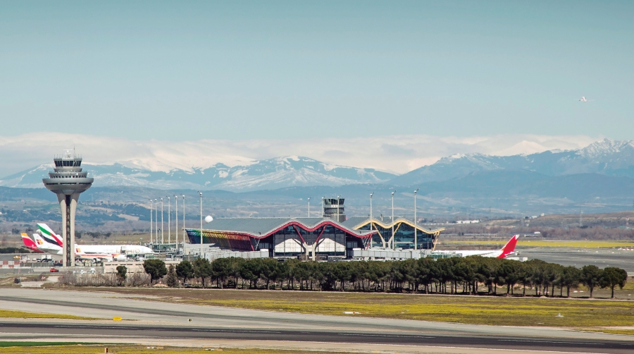 Madrid-Barajas apenas incrementó sus tráficos en abril un 0,4%.