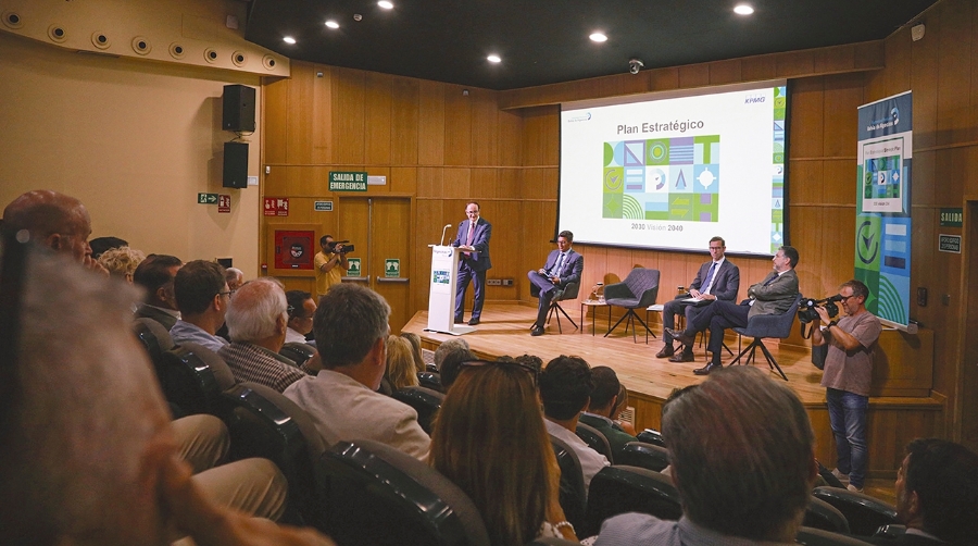 La APBA dibuja su hoja de ruta 2040 de cara a un mundo más incierto, energético y digital