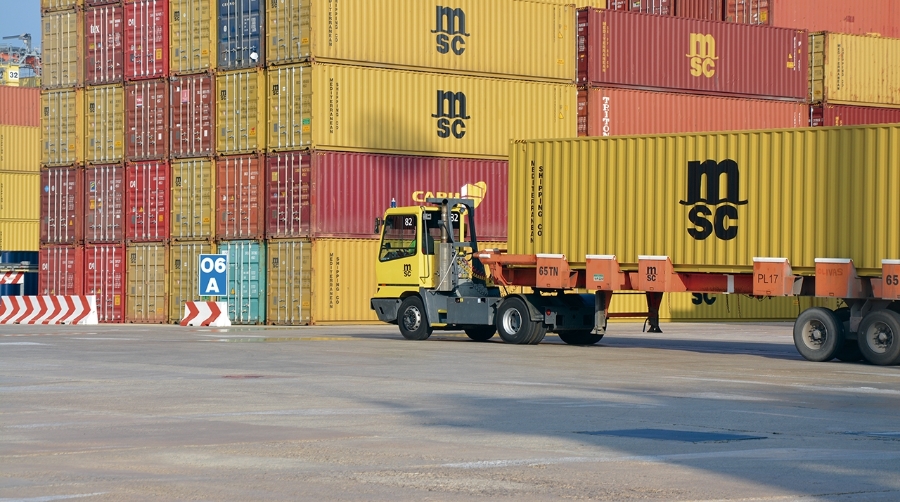 El tráfico de contenedores en los puertos gestionados por la APV sigue al alza.