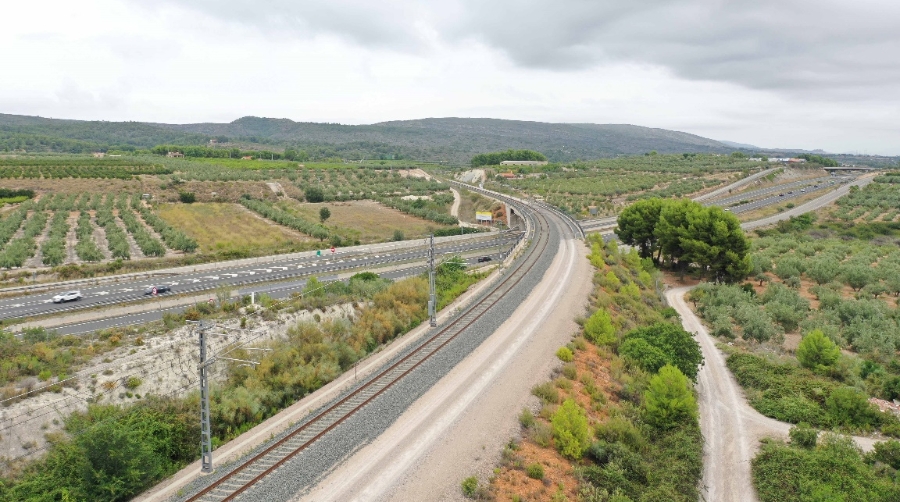 Transportes refuerza las mercancías en el Corredor Mediterráneo
