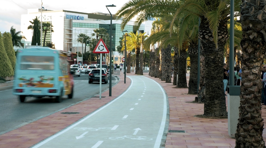 Con una superficie de actuación de más de 10.000 metros cuadrados, abarca tanto terrenos portuarios como municipales..