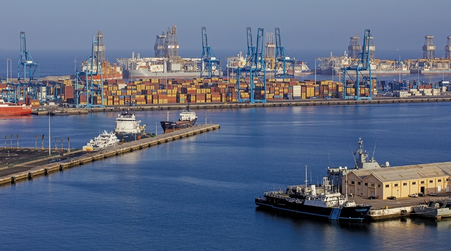 Los contenedores han crecido un 13,7% en Las Palmas en el acumulado del año.