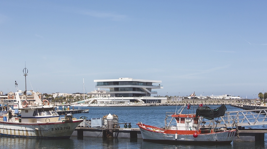 Valenciaport mejora el paseo marítimo elevado de la Marina de Valencia