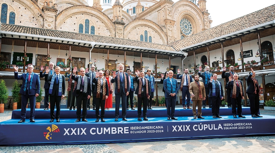 <b>España y la Unión Europea tienden puentes frente al afán expansionista de China y Estados Unidos</b>