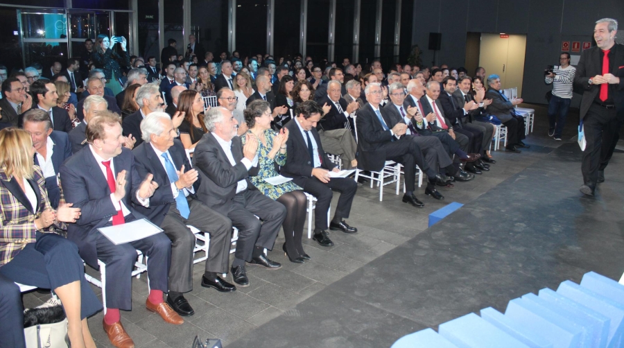 Unos 300 profesionales de la comunidad portuario-logística se han reunido en el 20ºaniversario de la Fundación Valenciaport. Foto: J.C.P.
