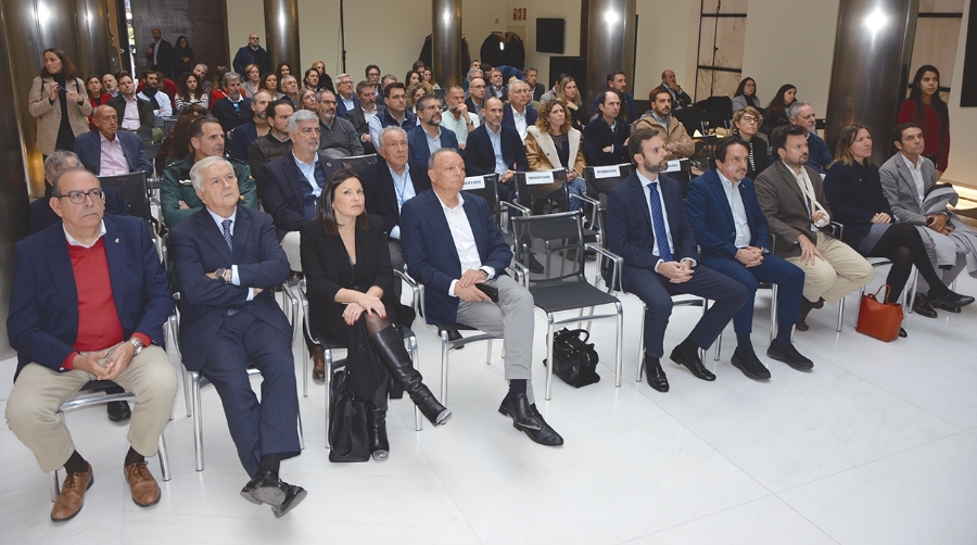 El 80% de los muelles del Puerto de Valencia estarán electrificados antes del fin de 2028