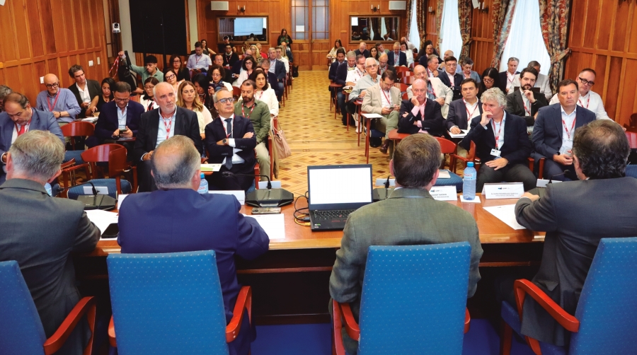 La apuesta ferroportuaria acelera para ganar cuota a la carretera y conectar los puertos