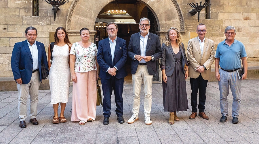 La reunión trató diversos temas estratégicos para el desarrollo territorial y económico.