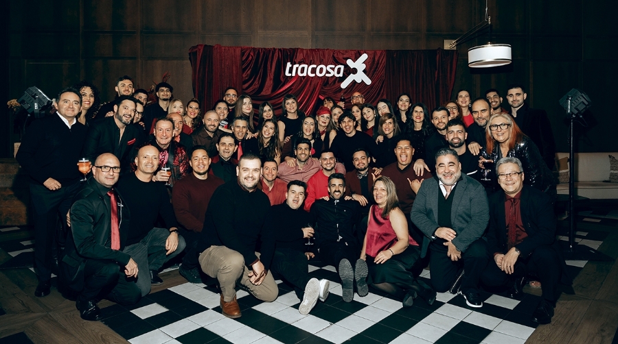 El evento tuvo lugar el pasado viernes en el hotel Only You de Valencia donde los convocados descubrieron la magia de volver a estar juntos.