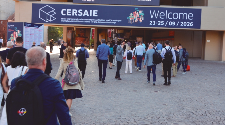 La logística muestra su papel estratégico para la competitividad de la cerámica en Cersaie