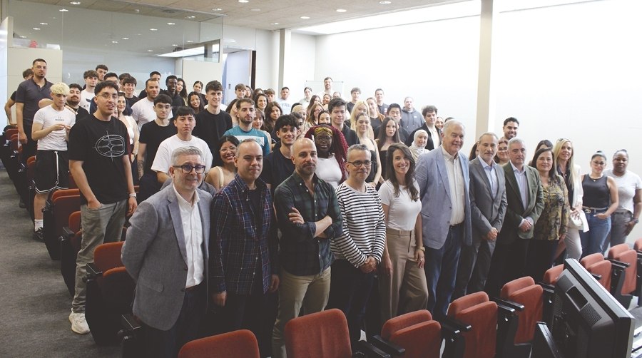 La Asociación de Consignatarios de Barcelona continua formando talento para el sector