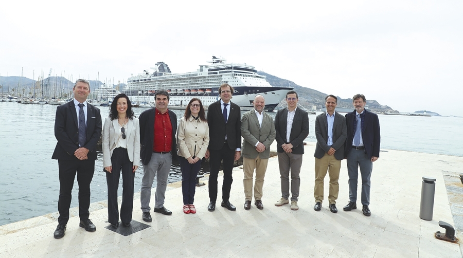 La AET ha visitado el Puerto de Cartagena durante la jornada “Liderazgo y modelo innovador en infraestructuras, tráficos y ámbito tecnológico”.