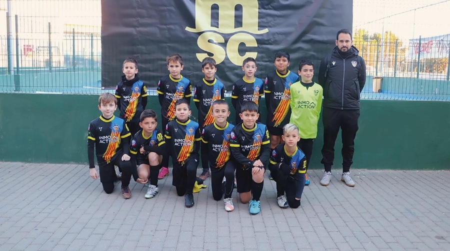 Este torneo, dirigido a la categoría Benjamín, tuvo lugar en las instalaciones del Polideportivo Municipal de Nazaret.