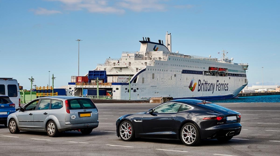 El ferry “Salamanca” de Brittany Ferries conecta el Puerto de Bilbao con Rosslare, en Irlanda.