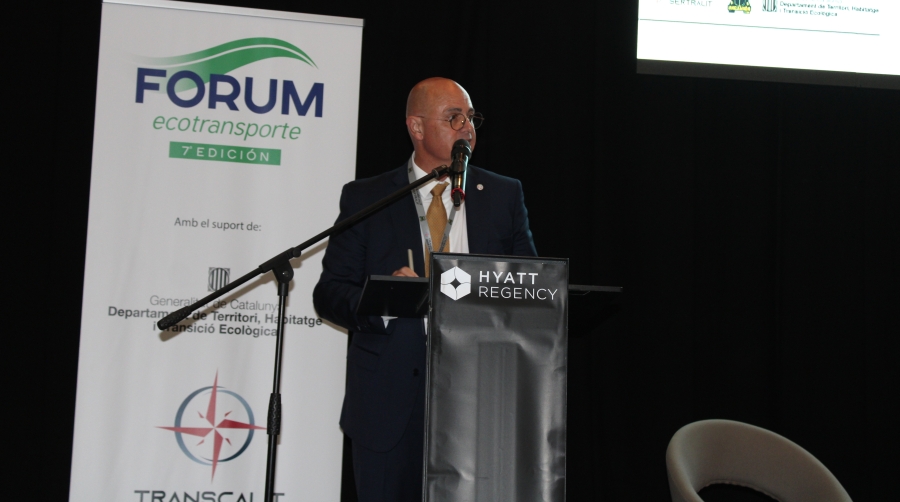 Lozano: “El transporte por carretera debe liderar la subida de las mercancías al tren”