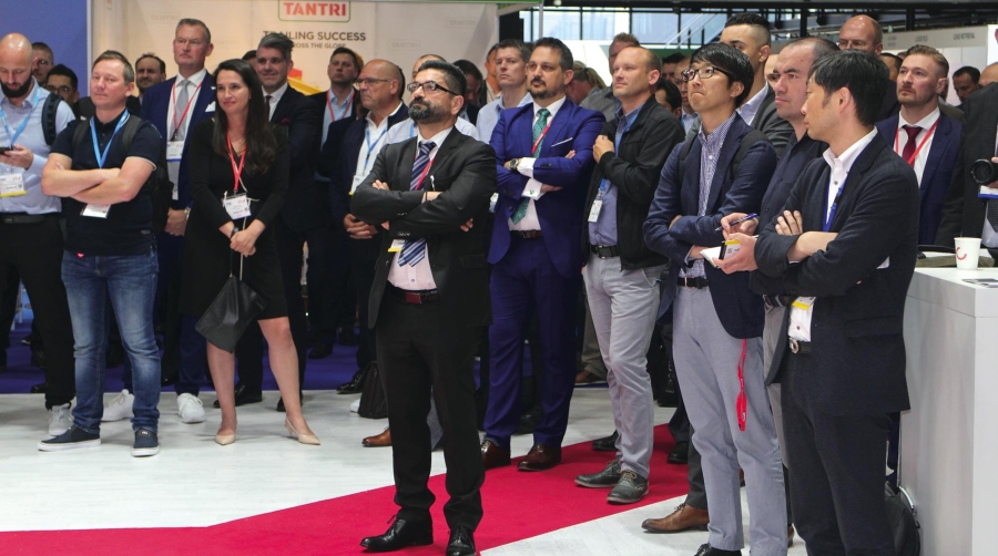 Konecranes pone baterías a sus RTGs, straddle carrier y grúas móviles portuarias con Ecolifting
