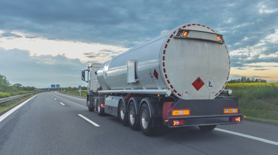 El transporte afronta un 43% más de coste del diésel con un impacto mínimo en el precio final de lo transportado