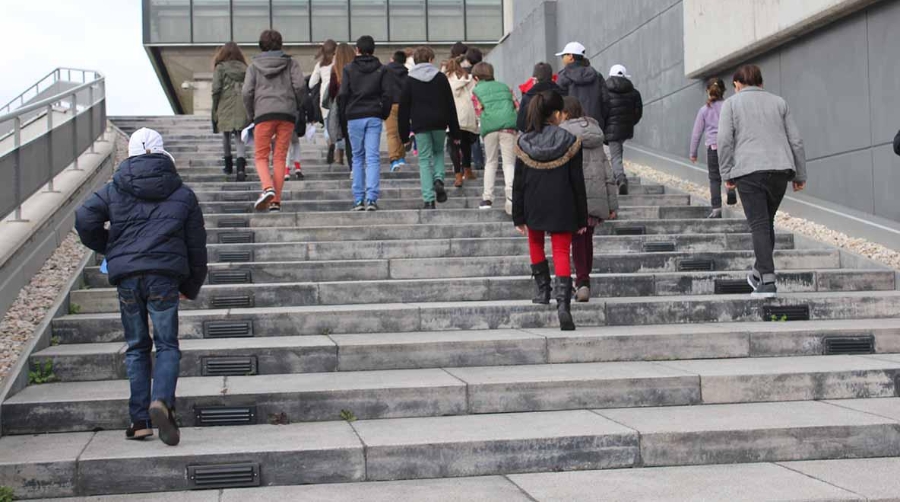 El 56% de los grupos que han visitado el puerto desde 2014 son escolares y el 28% alumnos de ciclos formativos y universidades.