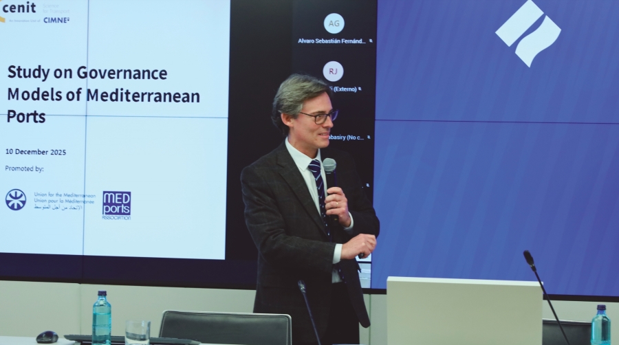 Sergi Sauri, director de CENIT, fue el encargado de desgranar el estudio punto por punto. Foto: J. M.