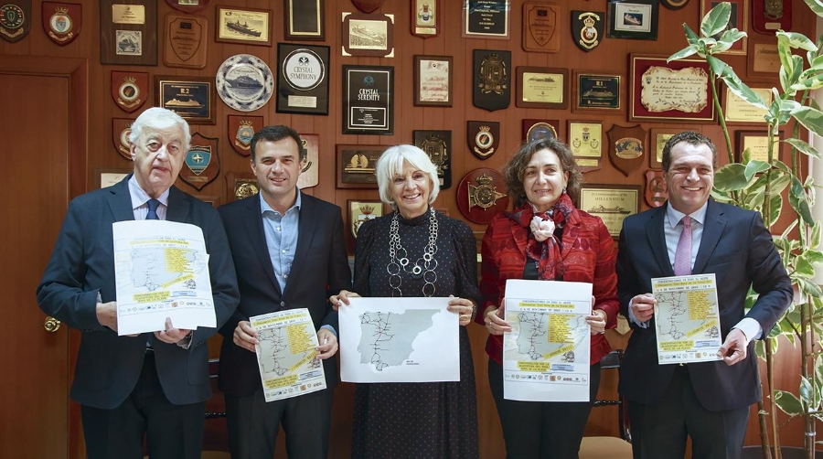 Ángel Juan, presidente de la Cámara de Comercio; Bruno García, alcalde de Cádiz; Teófila Martínez, presidenta de la Autoridad Portuaria de la Bahía de Cádiz; Carmen Romero, secretaria general de la Confederación de Empresarios de Cádiz y Bernardino Copano, presidente de Apemar.
