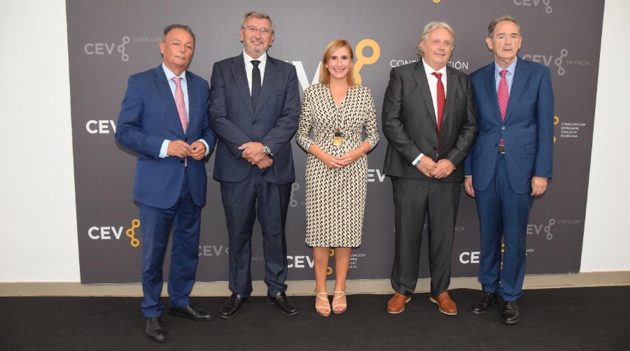 La FVET urge al Consell a activar más zonas seguras de aparcamiento para el transporte